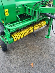 Presse à balles rondes John Deere 854 rotoflow - 4