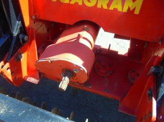 Combiné de semis Agram RA 300 - 7