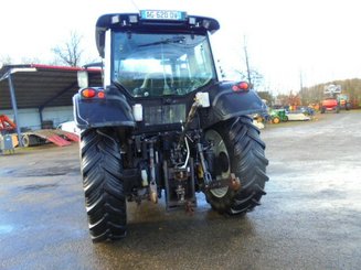 Tracteur agricole Valtra N101 - 2
