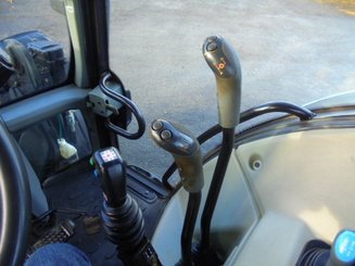 Tracteur agricole Valtra N101 - 5